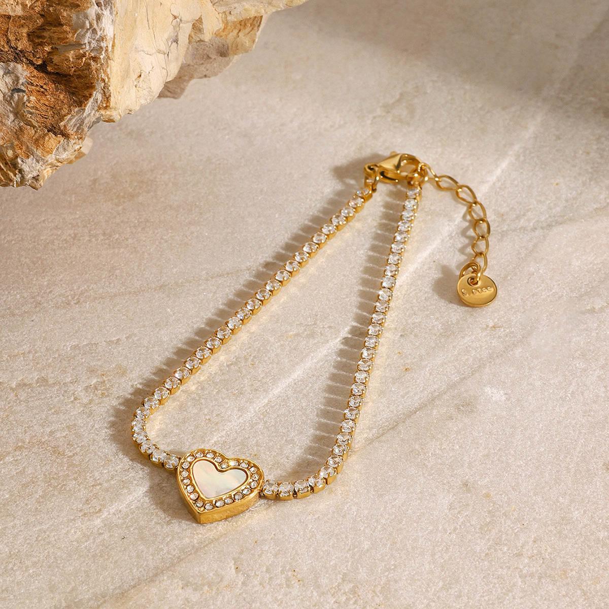 Cameron Diamond Herz-Tennisarmband